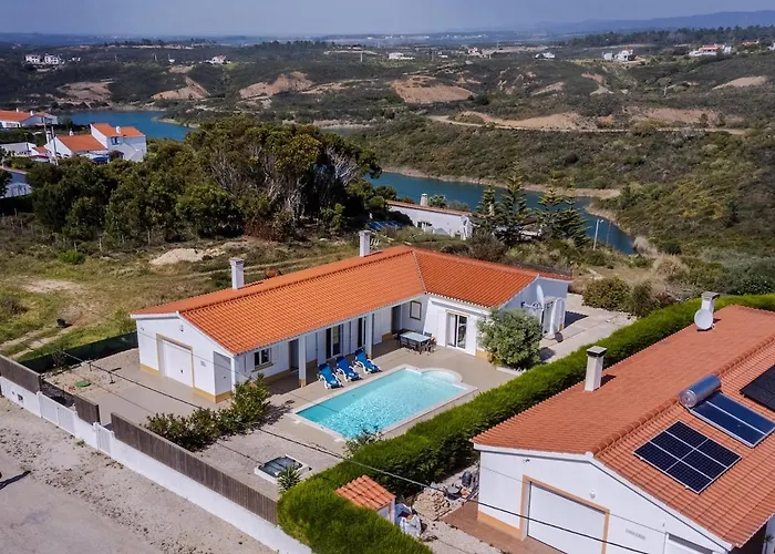 Villa Ocean Breeze Scenic Valley Views - Casa Do Soul *